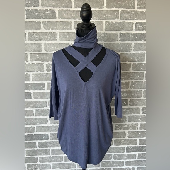 NWT Women’s Express Steel Blue Mock Turtleneck Knit Top Criss Cross Front - Picture 1 of 9